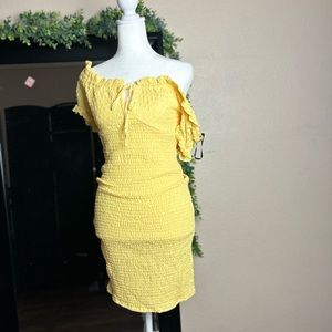 NWT yellow Smocked Bodycon Mini Dress Large size